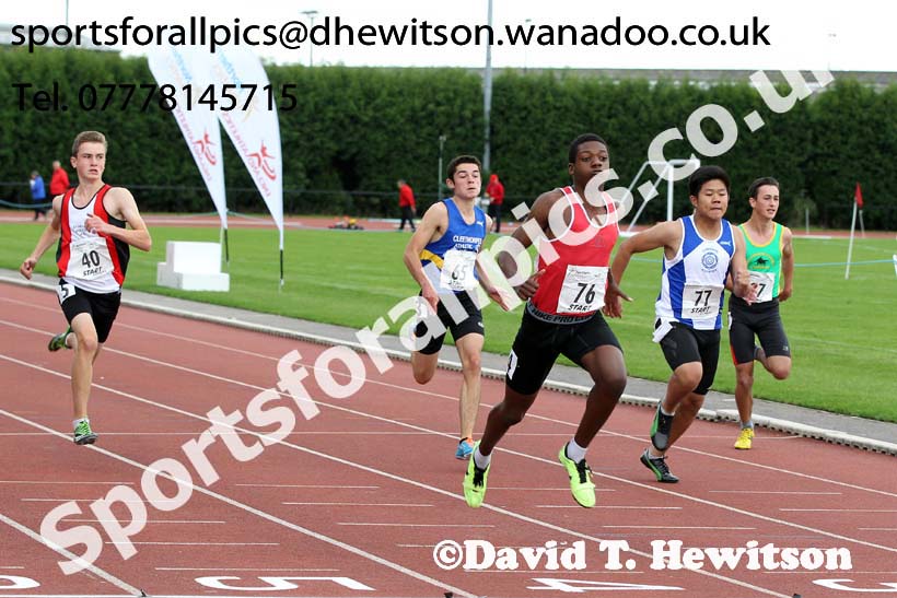 Under-15 boys 100 metres, Northern Under-15 and under-17 Championships, Wigan. Photo: David T. Hewitson/Sports for All Pics